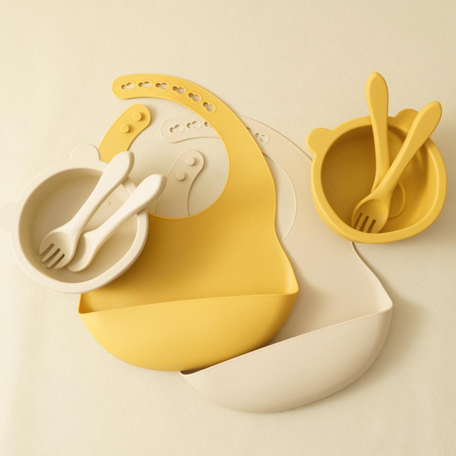 Baby Food Utensils - ชุดให้อาหารเด็กทารกบนโต๊ะอาหารสำหรับเด็กทำจากซิลิโคนชุดจานชามหัวดูดซิลิโคนจานส้อมช้อนผ้ากันเปื้อนกันน้ำของเด็ก